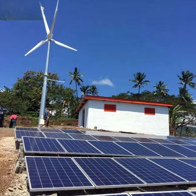 Solar Panel System 10Kw - 5KW windturbinegenerator en 5KW zonnepanelen Hybride