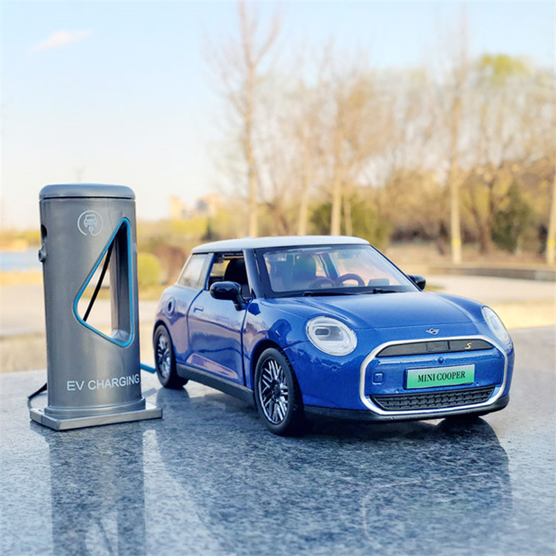 Renewable Energy Kids - 1/28 Mini Cooper Legering Model Auto